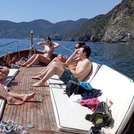 Riomaggiore: Vijflanden tour met zwemstop en lokale wijn