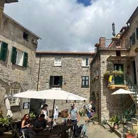 Túrázás La Spezia belvárosából a Cinque Terre-re