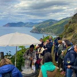 Cinque Terre: Panoramic Walk with Wine Tasting and Light Lunch