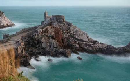 Local experience from the harbor of La Spezia: Cinque Terre and Portovenere from the sea