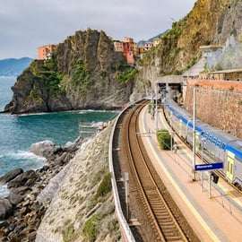 Cinque Terre Express: treno tra La Spezia e Manarola