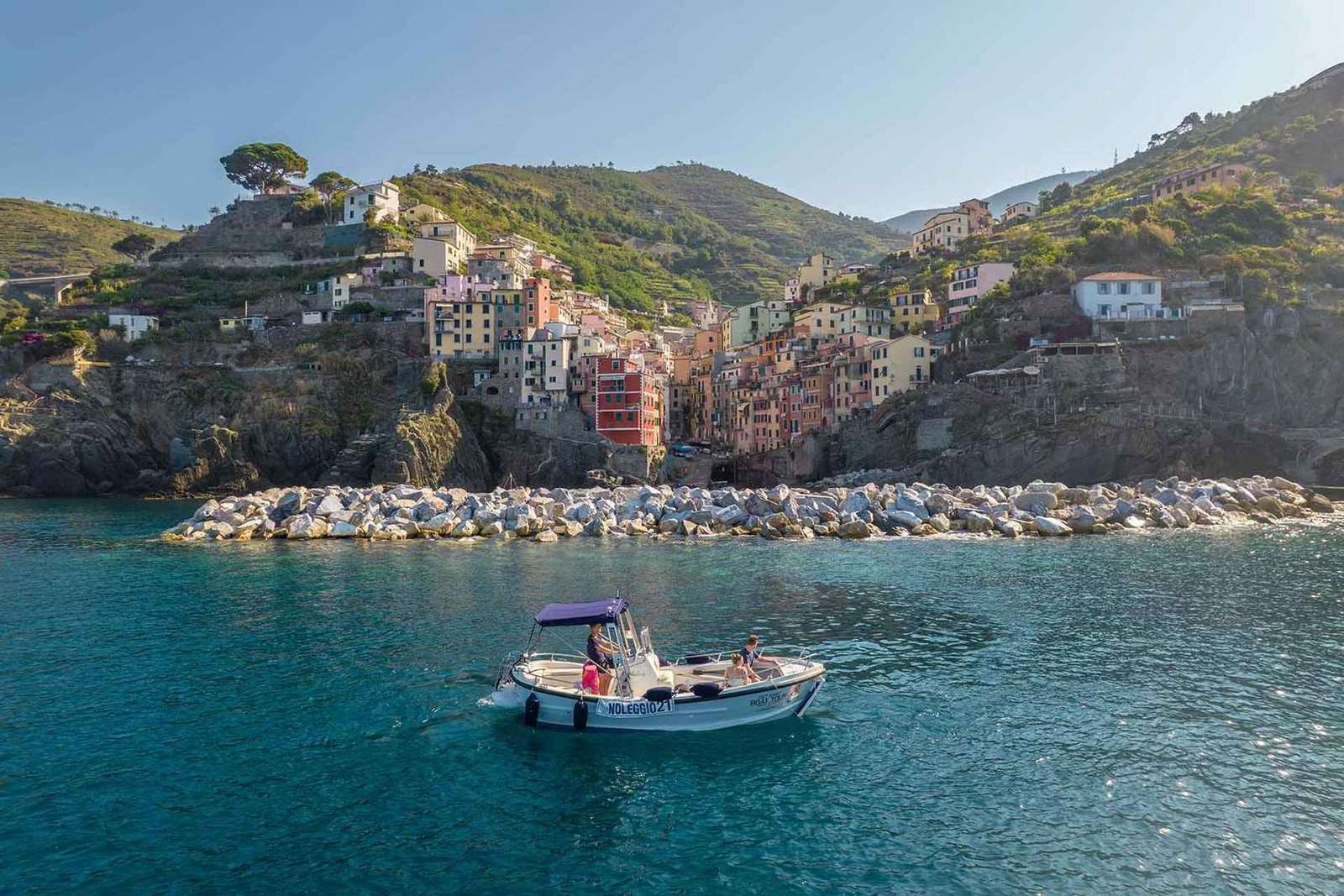 Cinque Terre Sea Caves & Hidden Swim Experience (2.5 Hours)