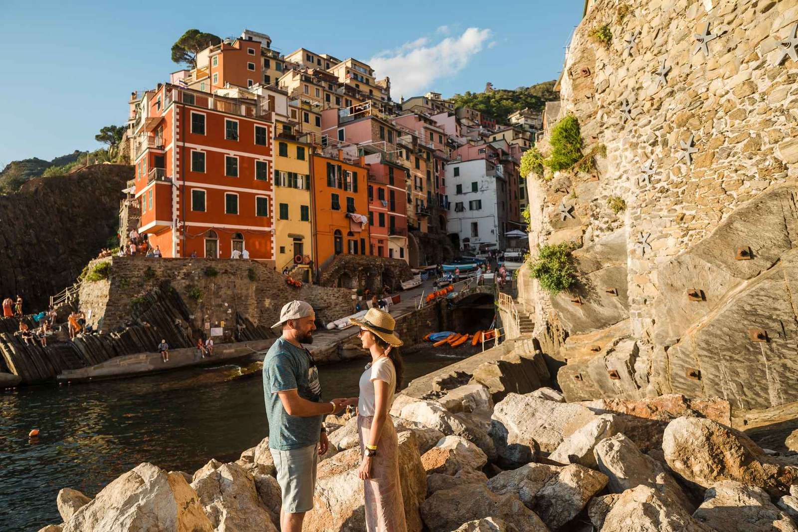 Cinque Terre: Photo Shoot with a Local Photographer and City Tour