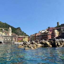 Manarola: Cinque Terre Boat Tour with Aperitif