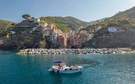 Cinque Terre Sea Caves & Hidden Swim Experience (2.5 Hours)