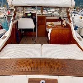 Gulf of Poets: Boat Tour with a Dip in the Sea and Aperitif