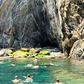 Monterosso: Passeio de barco com aperitivo ao pôr do sol nas Cinque Terre