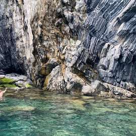 Cinque Terre: Boat Tour and Exploration of Caves and Natural Pools