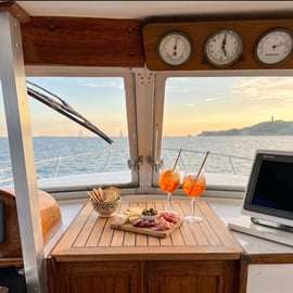 Gulf of Poets: Boat Tour with a Dip in the Sea and Aperitif