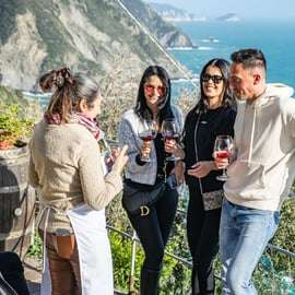 Cinque Terre: kookles gnocchi en pesto met uitzicht op zee
