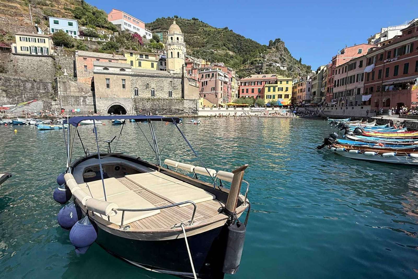 Vernazza: Morning in relax, snorkel and panoramic of 5terre