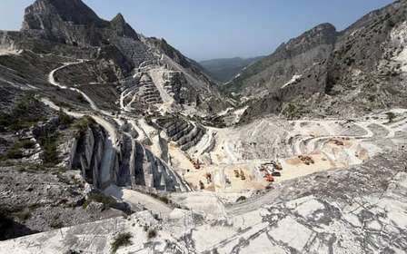 Carrara: Off-road marble quarry tour