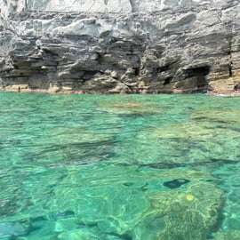 A unique day trip by boat to discover the Cinque Terre from La Spezia.