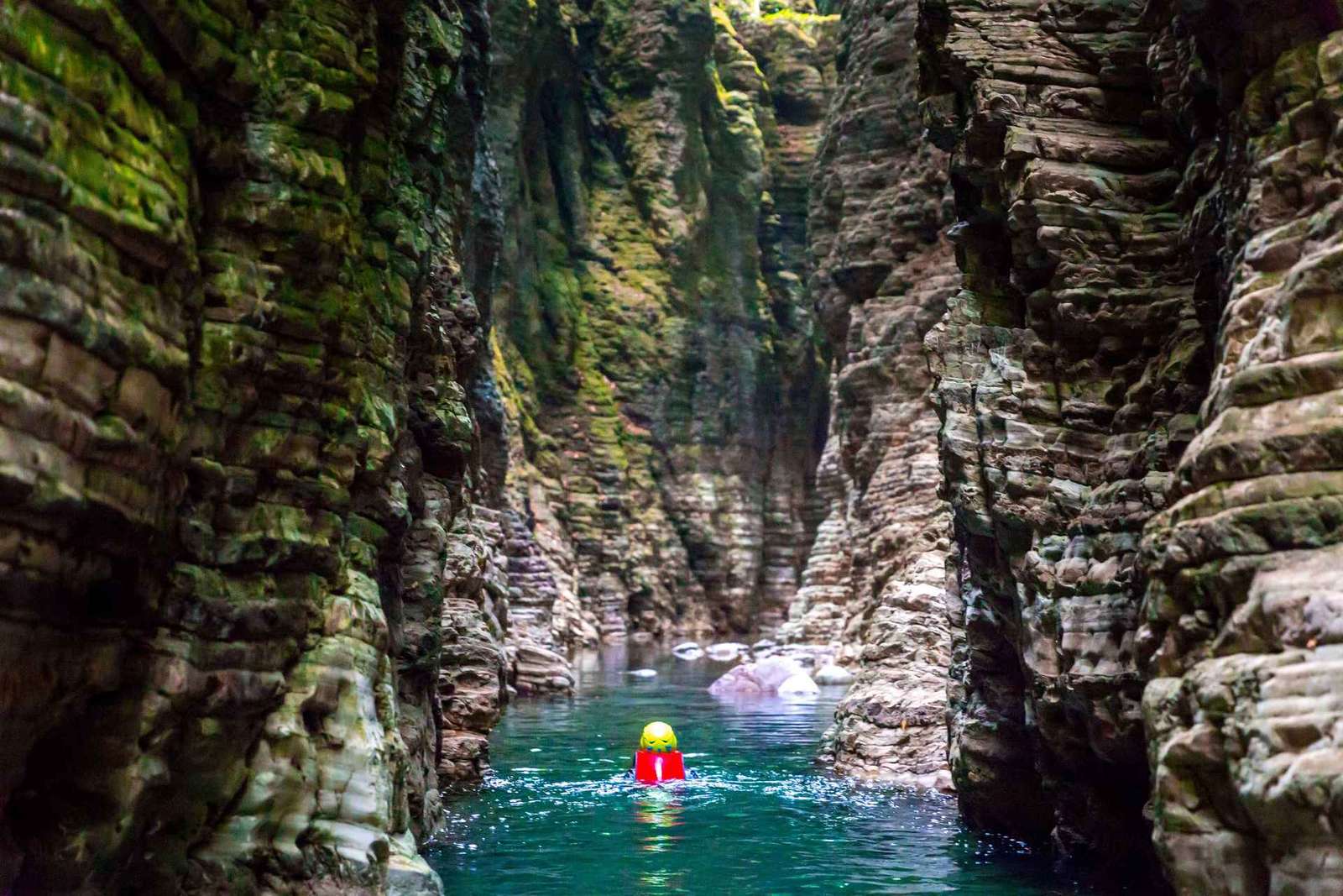 Pontremoli: Tour di canyoning degli Stretti di Giaredo