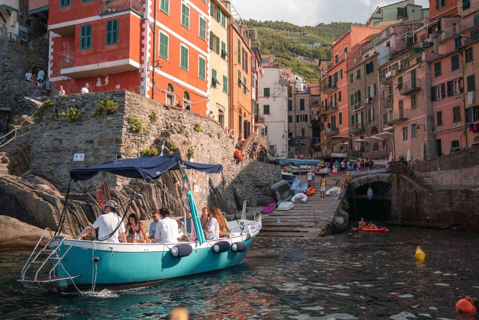 Cinque Terre : excursion en bateau au coucher du soleil avec apéritif ligurien