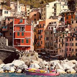 Cinque Terre: Pink Boat Tour with Lady Captain