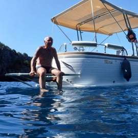 Vezetett túra privát hajón – Cinque Terre privát hajótúra
