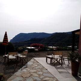 Aperitif egy parasztházban + elektromos kerékpáros túra Monterosso al Mare környékén