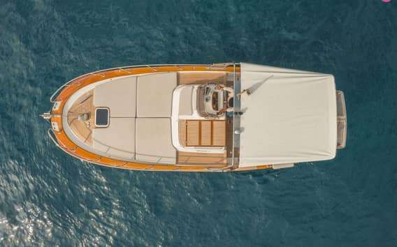 La Spezia: Cinque Terre Boat Trip with Snorkeling & Aperitif