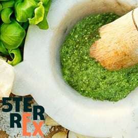 Cinque Terre: experiencia de elaboración de pesto con cata de vino