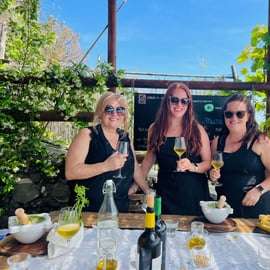 Corniglia: Pesto Lesson Overlooking the Sea with Tasting