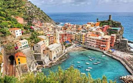 La Spezia: Boat Tour to Cinque Terre