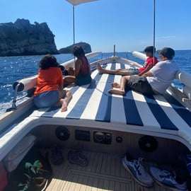 Cinque Terre: Boat Tour and Exploration of Caves and Natural Pools
