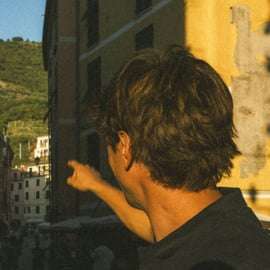 Vernazza: Guided Walking Tour & Wine Tasting
