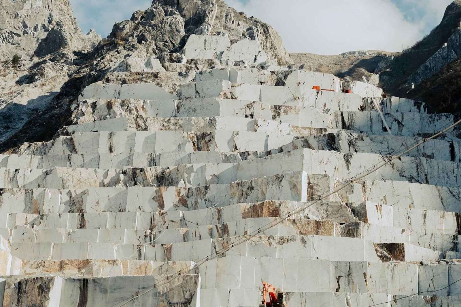 Carrara: Michelangelo Quarries and Carrara Art Studios Tour