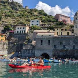 Z Monterossa: Kajaková túra v zátoce Vernazza