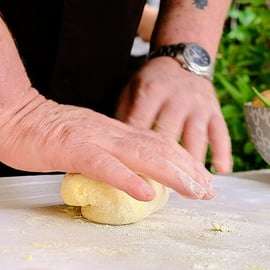 Levanto, Cinque terre: Verse pasta en pesto kookles