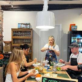 Cinque Terre: Ligurian Focaccia and Pesto Class with Tasting