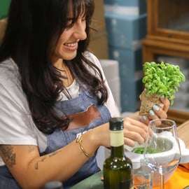 Cinque Terre: experiencia de elaboración de pesto con cata de vino