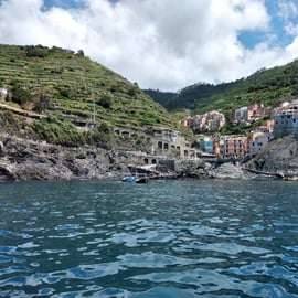 Cinque Terre: Boat Tour with Snorkeling