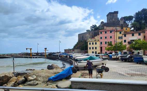 San Terenzo és Lerici: gyalogos séta a Költők-öbölben