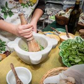 Levanto: Corso di preparazione del pesto