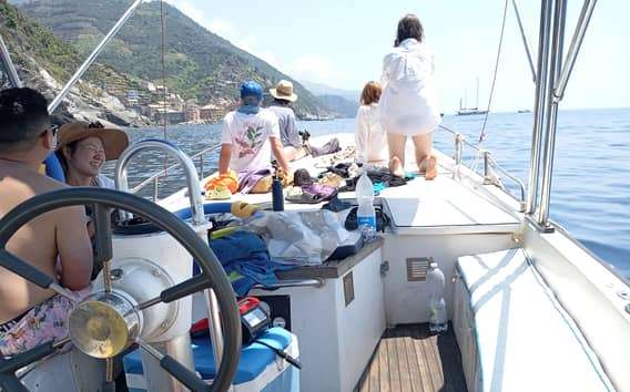 Vernazza: západ slunce plavba... plavba 5zeme... plavání šnorchlování