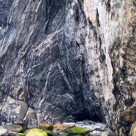 Cinque Terre: Boat Tour and Exploration of Caves and Natural Pools