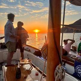 La Spezia: naplementés hajótúra aperitivóval