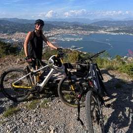 La Spezia: Cinque Terre e-bike túra idegenvezetővel