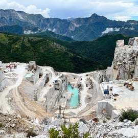 Colonnata : Visite des carrières de marbre de Carrare en jeep