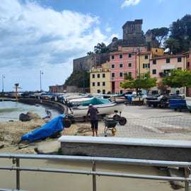 San Terenzo és Lerici: gyalogos séta a Költők-öbölben