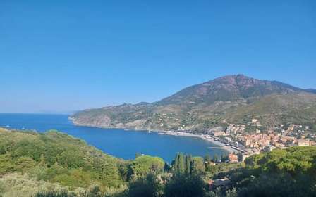 Cinque Terre panoramic hiking from Levanto to Monterosso